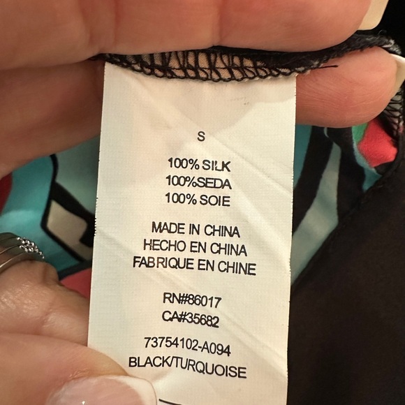 BeBe 100% Silk Graphic V-Neck Dress Size Small - Picture 13 of 16